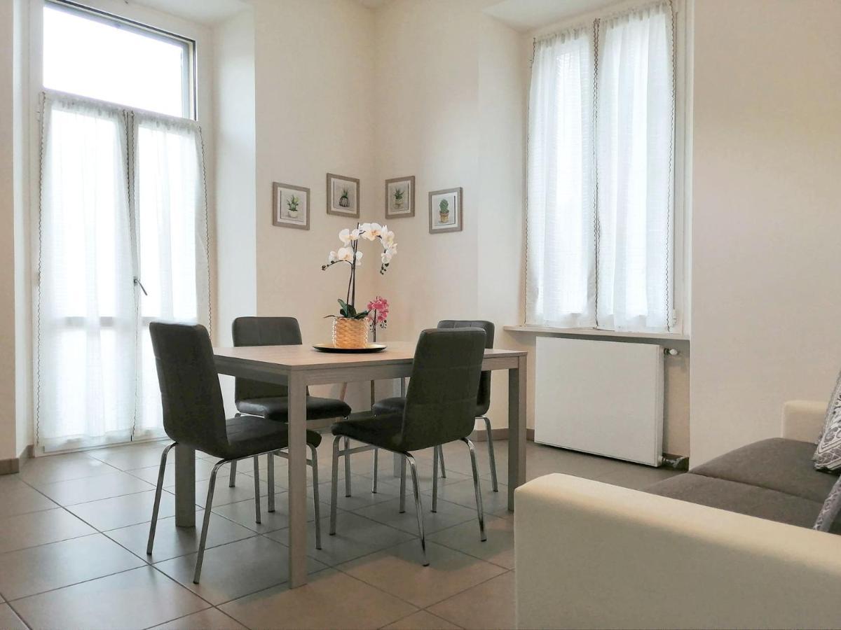 Appartamento Aida - Near The Center With Private Parking E Ac Como Exterior foto